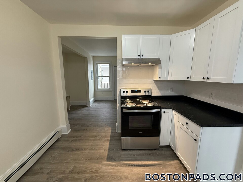 23 Babson St in Boston, MA - Building Photo