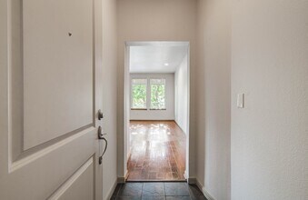 505 Jackson Hill St in Houston, TX - Building Photo - Building Photo