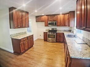 3105 Apache Cir in Thousand Oaks, CA - Building Photo - Building Photo