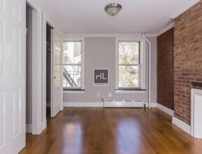 East 7th Street in New York, NY - Building Photo - Building Photo