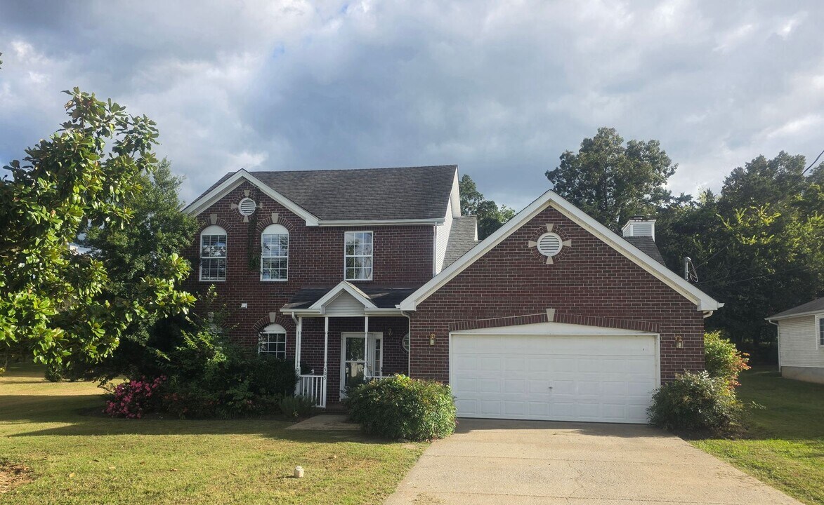 503 Mable Mason Cove in La Vergne, TN - Building Photo