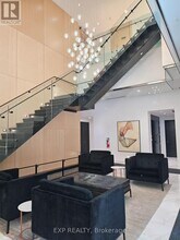 101 Erskine Ave in Toronto, ON - Building Photo - Building Photo