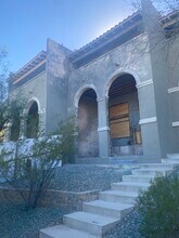 202 N Boulder Ter in Tucson, AZ - Foto de edificio - Building Photo