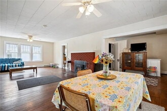 1020 28th St in Des Moines, IA - Building Photo - Building Photo