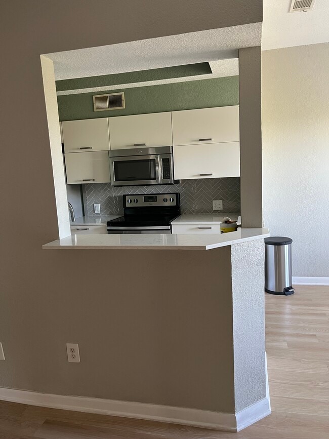 8200 Neely Dr, Unit 126
