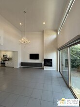 938 Oceo Cir S in Palm Springs, CA - Building Photo - Building Photo