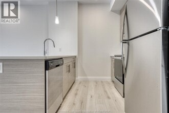 4785 Walker Rd in Windsor, ON - Building Photo - Building Photo