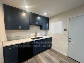 980 W Battery St in Los Angeles, CA - Building Photo - Building Photo