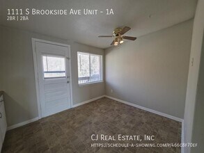 1111 S Brookside Ave in Independence, MO - Building Photo - Building Photo