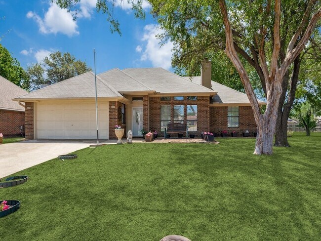 property at 2900 Christopher Dr