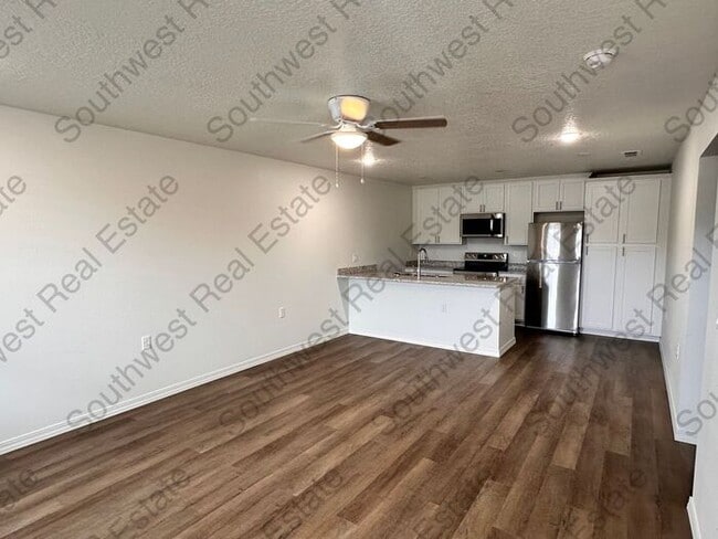 2101 Bobwhite Ct in Clovis, NM - Building Photo - Building Photo