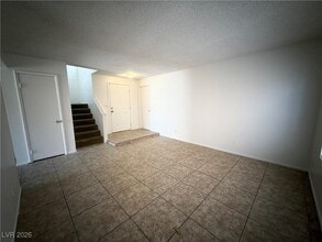 129 Colbath St in Las Vegas, NV - Building Photo - Building Photo