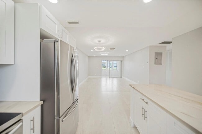 property at 2725 Emory Dr W