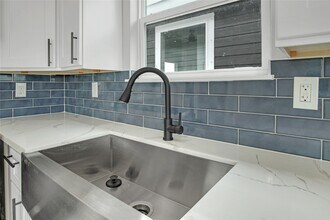 835 22nd St in San Leon, TX - Building Photo - Building Photo