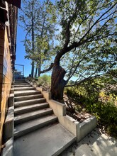 2893a Scotts Right of Way, Unit Lower in Sebastopol, CA - Foto de edificio - Building Photo