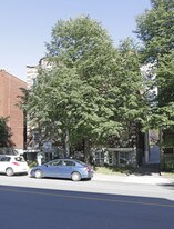3210 Édouard-Montpetit in Montréal, QC - Building Photo