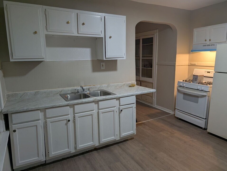 2904-2906-2906 N 27th St in Milwaukee, WI - Building Photo