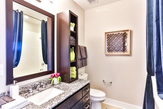 Berkshire Dilworth in Charlotte, NC - Foto de edificio - Interior Photo