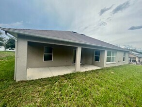824 Shore Breeze Way in Minneola, FL - Building Photo - Building Photo