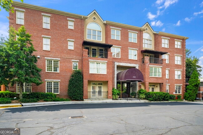 1735 Peachtree St NE in Atlanta, GA - Foto de edificio - Building Photo
