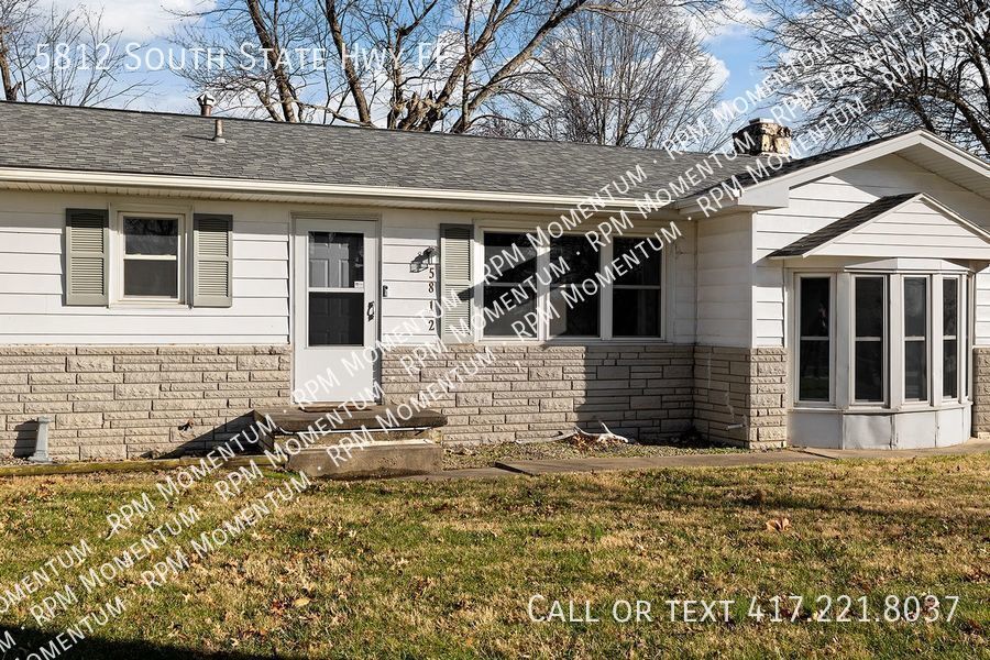 5812 West Byp Photo