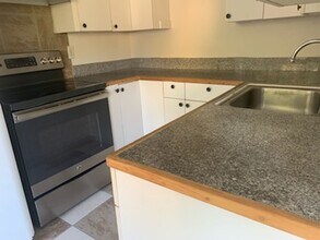 Maple 2, Unit Unit C1 in West Sacramento, CA - Foto de edificio - Building Photo