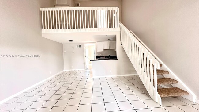 1455 Holly Heights Dr in Fort Lauderdale, FL - Foto de edificio - Building Photo