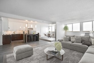 The 2250 Guy Apartments in Montréal, QC - Building Photo - Building Photo