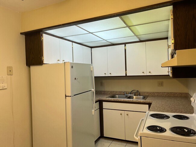 616 10th Ave N in St. Cloud, MN - Building Photo - Building Photo