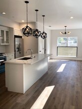 725 19th St-Unit -201 in Sacramento, CA - Building Photo - Building Photo