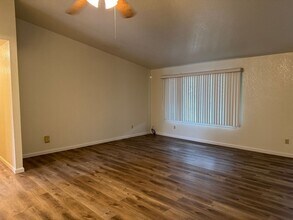 9717 Treetop Dr in Stockton, CA - Building Photo - Building Photo