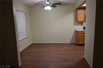 6476 Big Pine Way in Las Vegas, NV - Building Photo - Building Photo