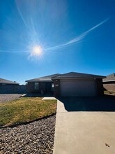 517 Almond Tree Ln in Clovis, NM - Building Photo - Building Photo