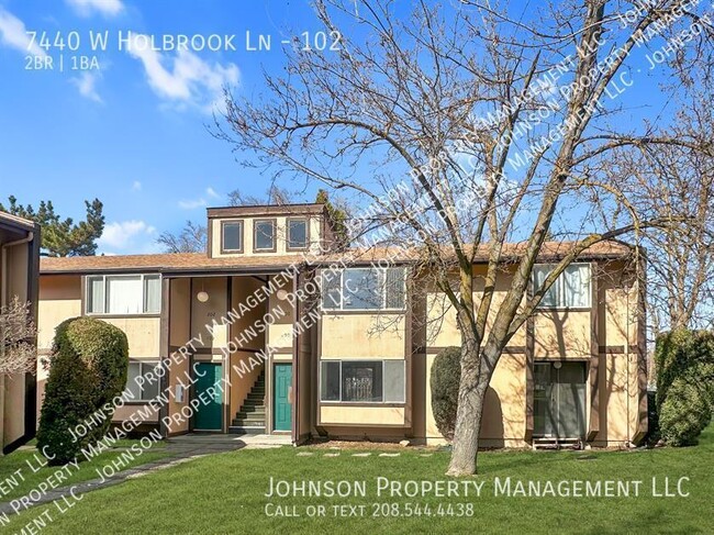 property at 7440 W Holbrook Ln