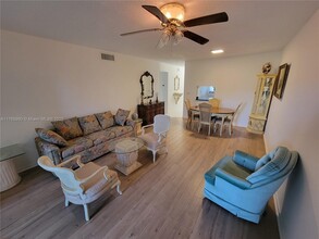 230 NE 26th Ave in Boynton Beach, FL - Building Photo - Building Photo