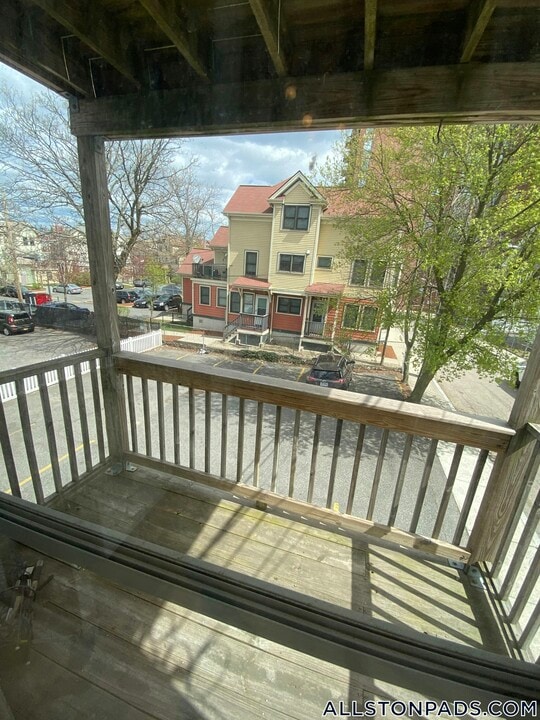 25 Everett St in Boston, MA - Building Photo