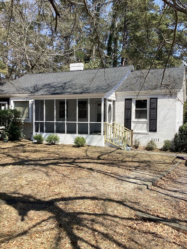 property at 5123 Kilbourne Rd