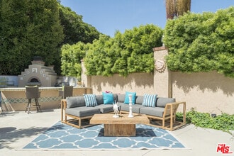 7036 Grasswood Ave in Malibu, CA - Building Photo - Building Photo