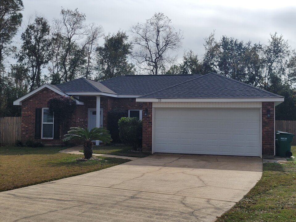 15 Stratford Pl in Gulfport, MS - Building Photo