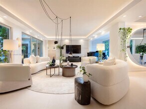 2840 Flamingo Dr in Miami, FL - Building Photo - Building Photo