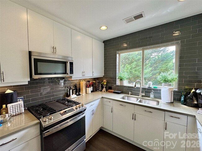 420 Queens Rd in Charlotte, NC - Building Photo - Building Photo