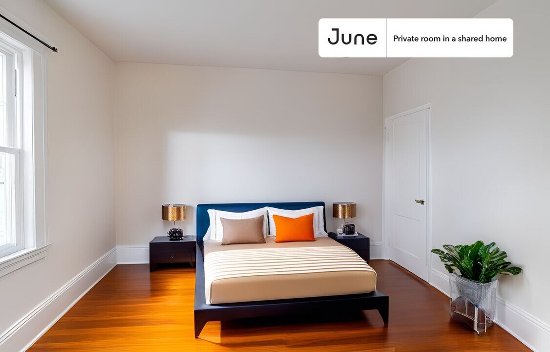 Private bedroom in 4 bed/1 bath Home in Boston, MA - Building Photo