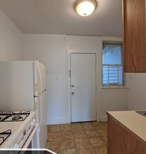 2948 N Albany Ave in Chicago, IL - Building Photo - Building Photo