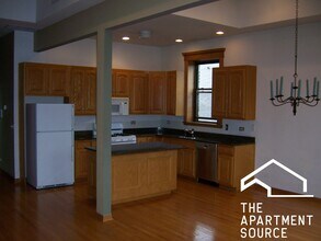 2610 N Dayton St in Chicago, IL - Foto de edificio - Building Photo