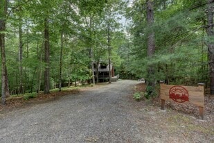 227 Seminole Rd in Blairsville, GA - Building Photo