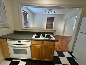 665 Carol Marie Dr in Baton Rouge, LA - Building Photo - Building Photo