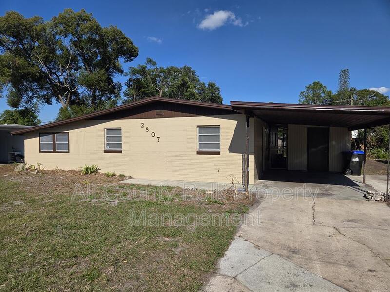 2807 Hertha Ave in Orlando, FL - Foto de edificio