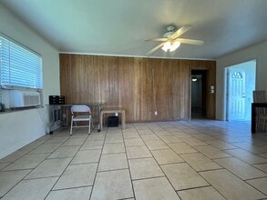 4381 Melbourne St in Port Charlotte, FL - Building Photo - Building Photo