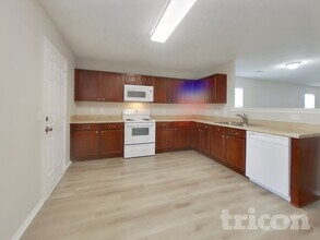 5006 Hancock Cir in Thompson's Station, TN - Building Photo - Building Photo