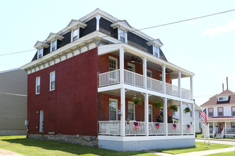 The Red Onion in Havre De Grace, MD - Building Photo - Building Photo